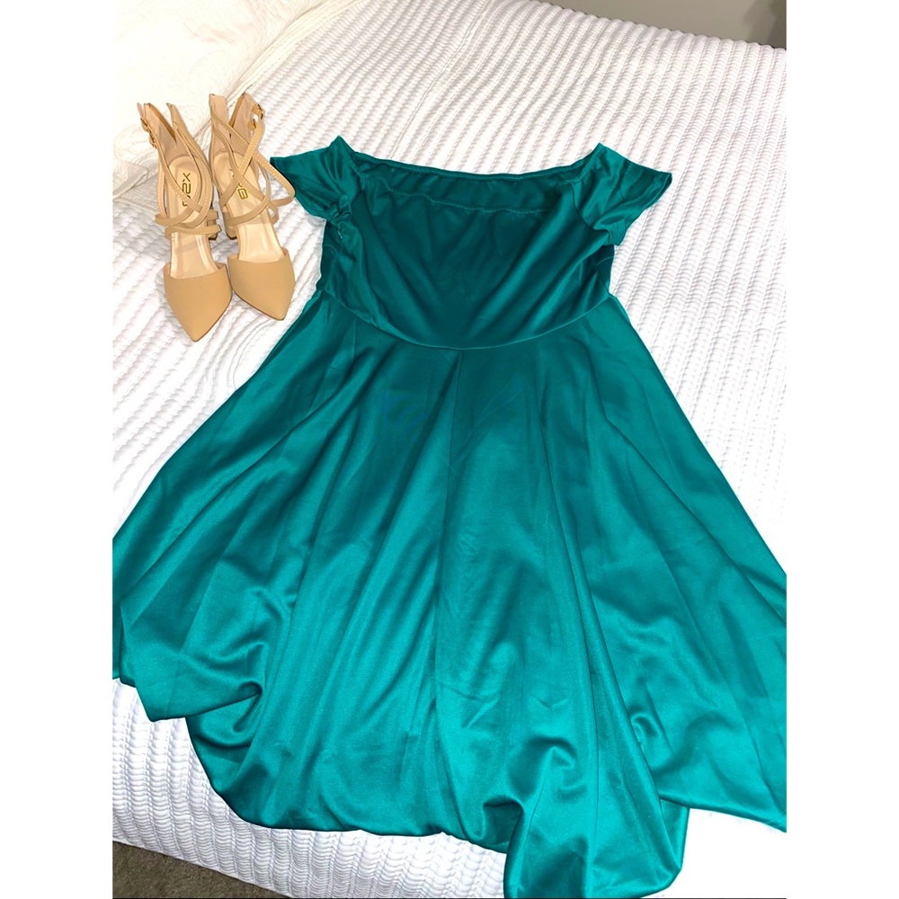 Off the shoulder Green Dress - never worn